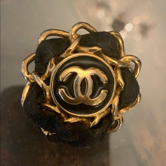 CHANEL Jewelry - Chanel vintage rare earring